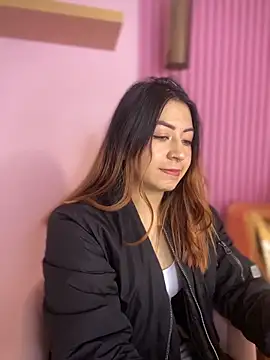 MaddieHunter online show from 12.22.25