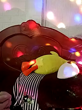 Snapshot of Lily-ross22 chatting on 02.25.26 Lily-ross22 online show from 02.25.26