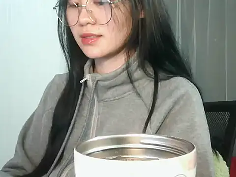 Snapshot of Nunaa18 chatting on 02.09.26 Nunaa18 online show from 02.09.26