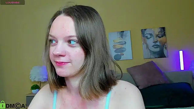 Olivia Riesz online show from 03.24.26