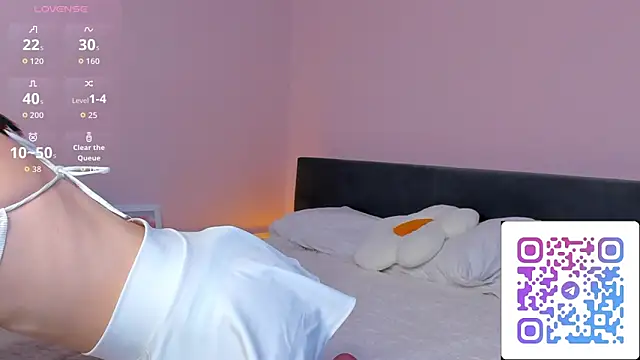 lally cute online show from 12.15.25