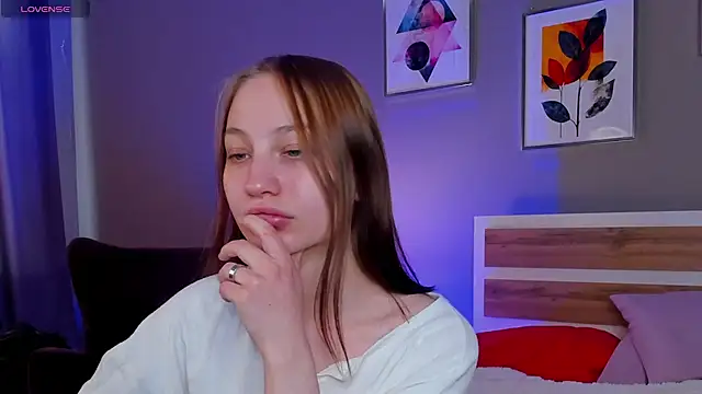 lally cute online show from 02.28.26