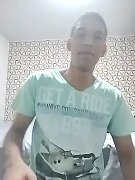 Snapshot of Comebuceta10 chatting on 11.26.25 Comebuceta10 online show from 11.26.25