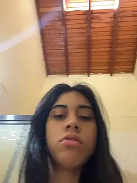 Miia moonn online show from 04.19.26