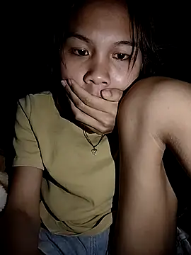 Snapshot of Anne8386 chatting on 11.24.25 Anne8386 online show from 11.24.25