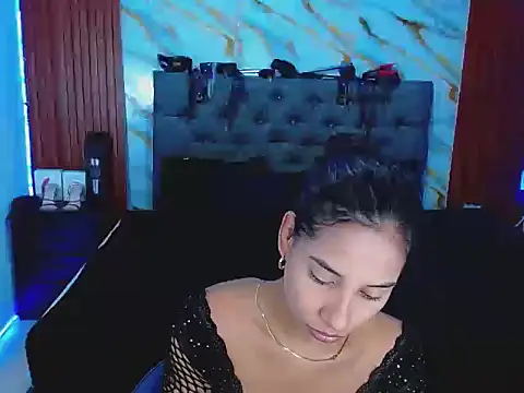 Meryandcris online show from 12.03.25