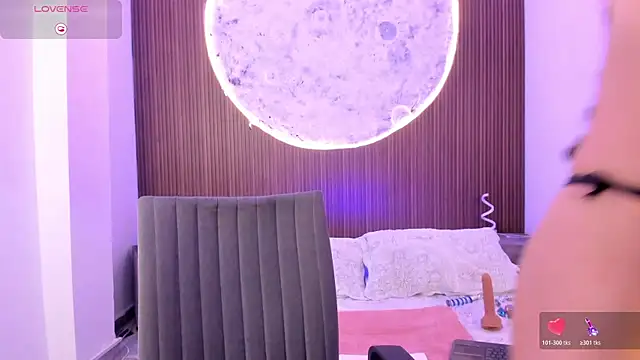 IvannaVolk  online show from 02.12.26