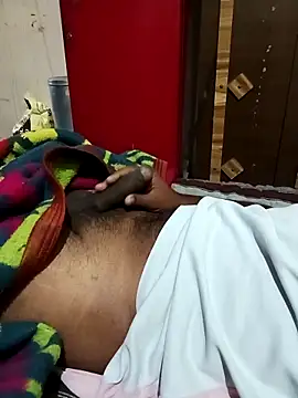 Snapshot of Bindusabki chatting on 11.30.25 Bindusabki online show from 11.30.25