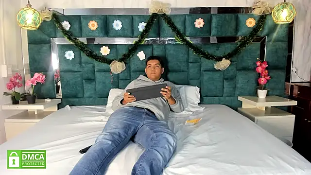  bonnyandclyde online show from 01.06.26