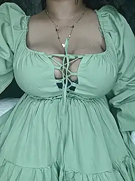 Snapshot of Curvy_Pooja chatting on 07.04.26 Curvy Pooja online show from 07.04.26