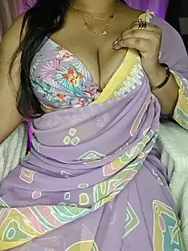 Snapshot of Curvy_Pooja chatting on 07.07.26 Curvy Pooja online show from 07.07.26