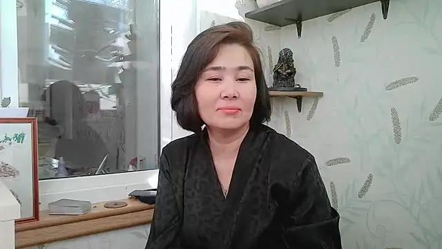 Nettie Allie online show from 12.15.25