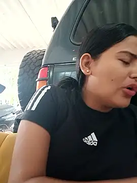 Snapshot of virgin_cunt chatting on 12.18.25 virgin cunt online show from 12.18.25