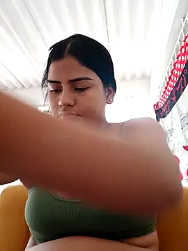 Snapshot of virgin_cunt chatting on 01.06.26 virgin cunt online show from 01.06.26