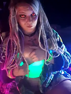 Horny hippie online show from 10.31.25