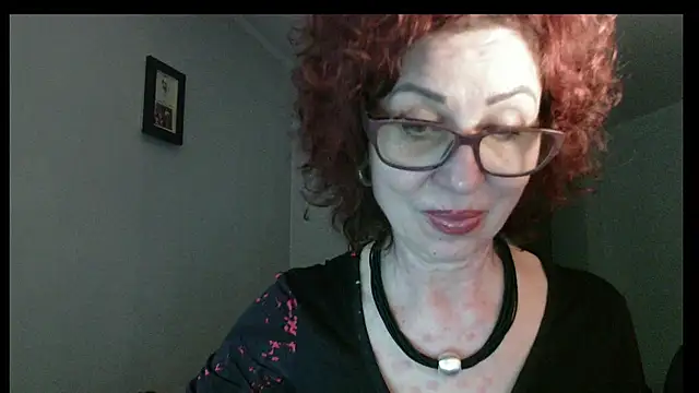 Snapshot of Kelly_Flurr chatting on 05.11.26 Kelly Flurr online show from 05.11.26