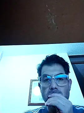 Fuegosutil online show from 11.26.25