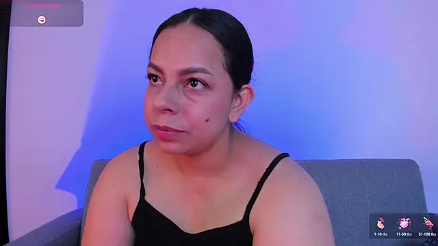 Snapshot of jimena_chic1 chatting on 06.27.26 jimena chic1 online show from 06.27.26