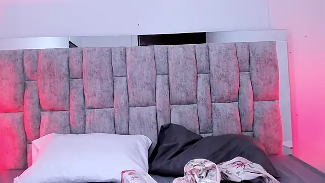 ZafiraNavarro online show from 03.06.26