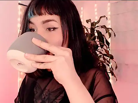 justmartina  online show from 03.04.26