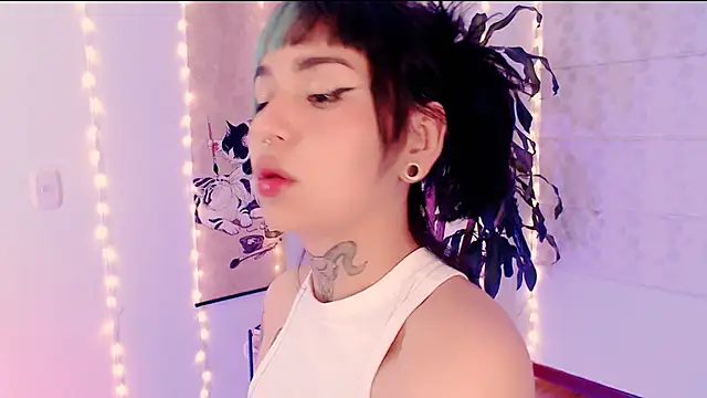 justmartina  online show from 03.18.26