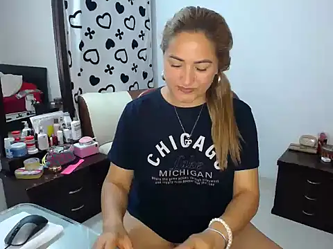 ximenaxcite19 online show from 12.19.25