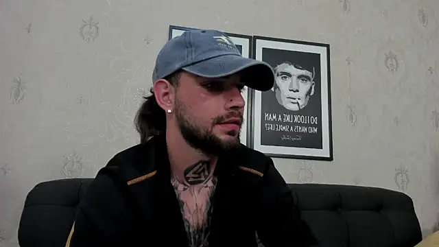 Snapshot of KaneHunter chatting on 05.15.26 KaneHunter online show from 05.15.26