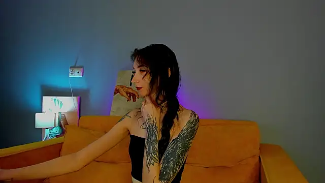 Snapshot of Ellen_Hops chatting on 02.27.26 Ellen Hops online show from 02.27.26