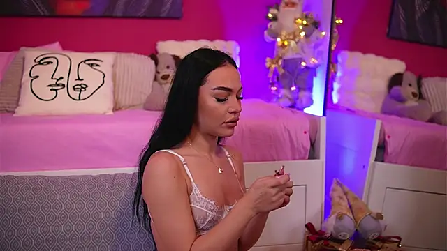 sashalorenzz online show from 12.18.25