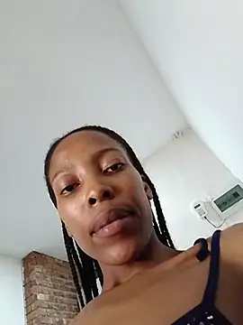 Snapshot of MsParisSmith chatting on 01.10.26 MsParisSmith online show from 01.10.26