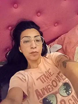 Snapshot of Yani-14 chatting on 12.02.25 Yani-14 online show from 12.02.25