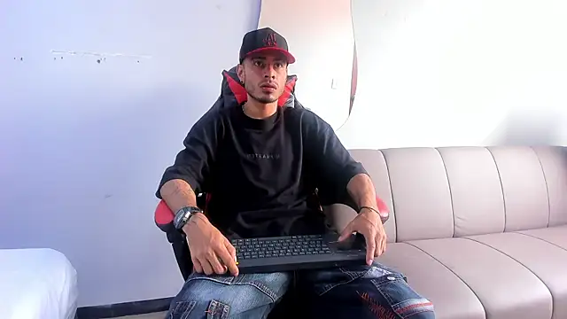 MatthewCullen online show from 12.19.25