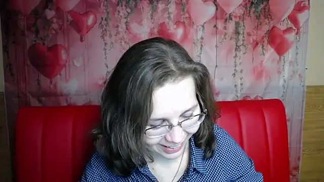 Snapshot of DaisyEdit chatting on 02.15.26 DaisyEdit online show from 02.15.26