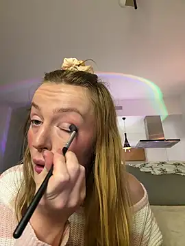 madlynginger online show from 01.15.26