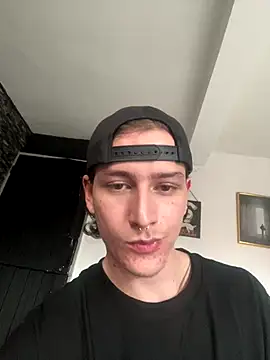 TroyBeckett online show from 11.26.25