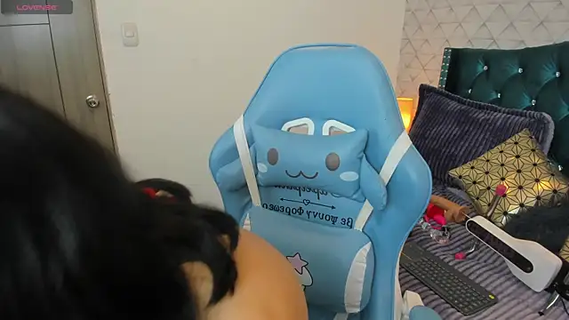 Snapshot of Valery_jame chatting on 05.19.26 Valery jame online show from 05.19.26