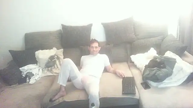 Snapshot of Denisxsxs chatting on 06.05.26 Denisxsxs online show from 06.05.26