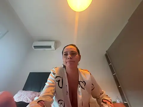 GabriellaGaby online show from 12.16.25