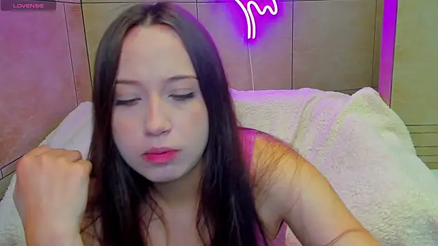 Snapshot of Carolina-sky chatting on 07.16.26 Carolina-sky online show from 07.16.26