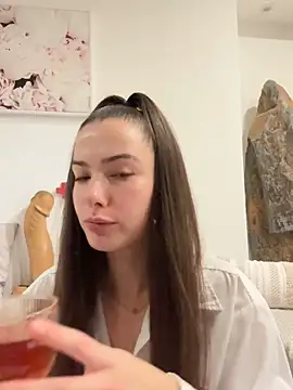 Sugarbellax online show from 12.04.25