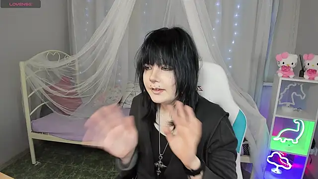 RamonaKlein online show from 11.29.25