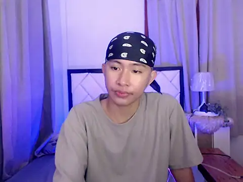 Snapshot of asiantwink0000 chatting on 02.26.26 asiantwink0000 online show from 02.26.26