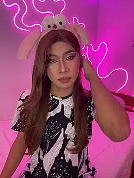 Snapshot of asiantwink0000 chatting on 04.15.26 asiantwink0000 online show from 04.15.26