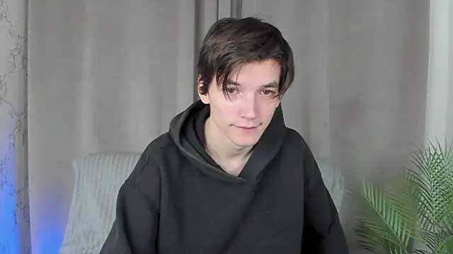 Snapshot of Collin_Carp chatting on 12.03.25 Collin Carp online show from 12.03.25