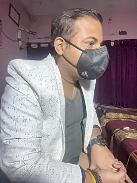 Saxymood1111 online show from 12.17.25