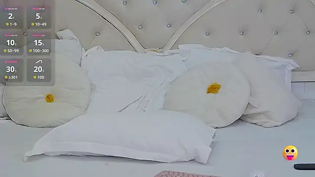 Devilevileyes online show from 01.08.26