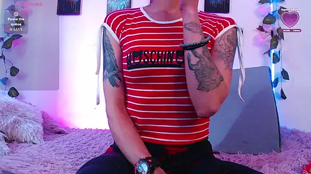 Snapshot of Ginger-24 chatting on 12.02.25 Ginger-24 online show from 12.02.25