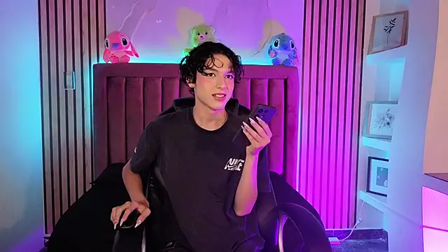 SthepanodiMonaco online show from 03.15.26