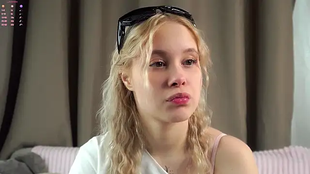 AunclreaVache online show from 04.18.26