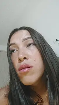 Snapshot of Lina_Carolina chatting on 12.05.25 Lina Carolina online show from 12.05.25